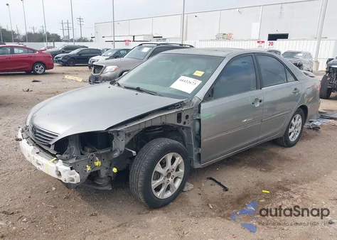 2005 Toyota Camry Xle V6 из США, поврежденный, VIN JTDBF32K550164634